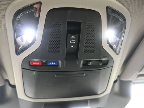 Certified 2025 Subaru Outback Onyx Edition image 39