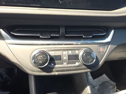 Used 2025 Buick Envista Preferred w/ Convenience I Package image 17