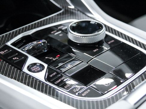 New 2027 BMW X6 M60i AWD/4WD image 20