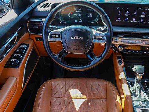 Certified 2024 Kia Telluride EX X-Line AWD/4WD image 17