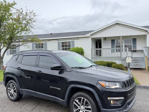 Used 2018 Jeep Compass Latitude w/ Popular Equipment Group AWD/4WD image 7