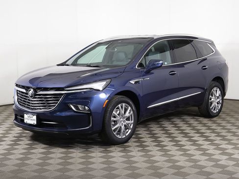 Used 2023 Buick Enclave Essence w/ Experience Buick Package AWD/4WD image 12