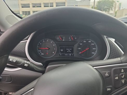 Used 2023 Chevrolet Malibu LT FWD image 13
