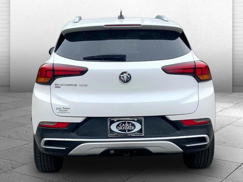 Used 2023 Buick Encore GX Select w/ LPO, Trailering Package AWD/4WD image 3