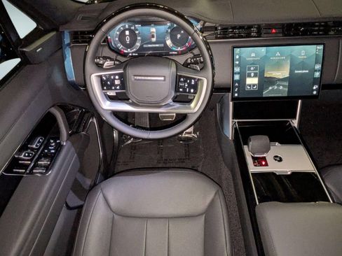 New 2026 Land Rover Range Rover Long Wheelbase SE AWD/4WD image 27