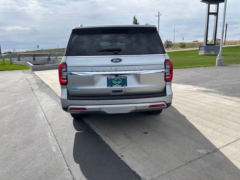 Used 2024 Ford Expedition Max Limited AWD/4WD image 4