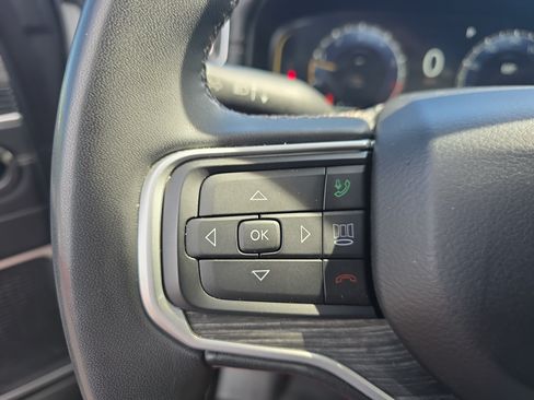 Used 2022 Jeep Wagoneer Series II AWD/4WD image 25