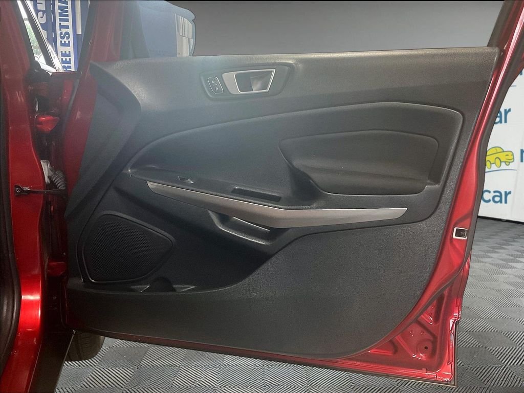 Used 2019 Ford EcoSport SE w/ Interior Protection Package FWD image 12