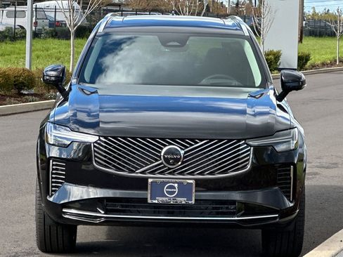 New 2026 Volvo XC90 B6 Ultra w/ Protection Package AWD/4WD image 8