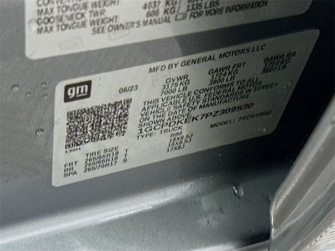 Used 2023 Chevrolet Silverado 1500 LT image 34