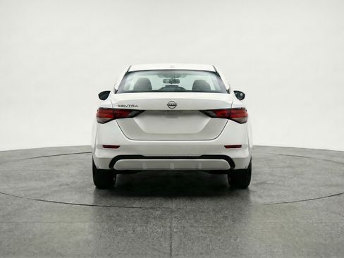 Used 2025 Nissan Sentra SV image 7