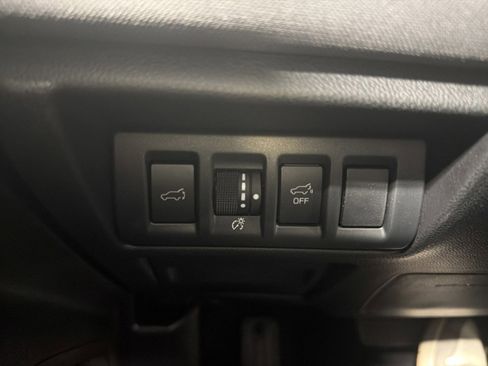 Certified 2025 Subaru Outback Premium image 26