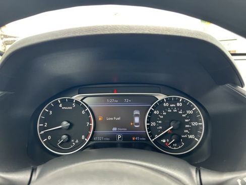 Used 2025 Nissan Altima 2.5 SV FWD image 21