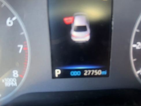 Used 2024 Toyota Corolla SE image 14