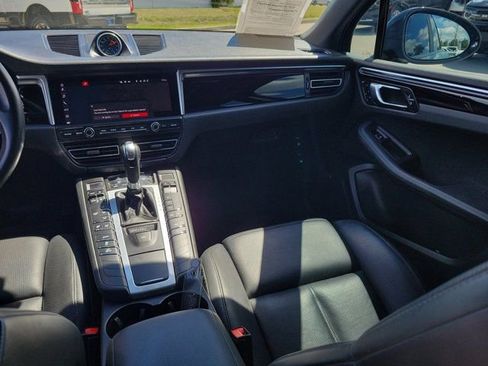 Used 2020 Porsche Macan image 19