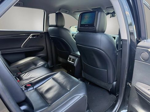Used 2019 Lexus RX 350L AWD w/ Accessory Package image 40