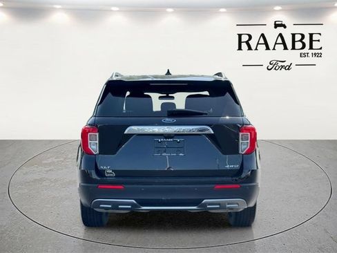Used 2023 Ford Explorer XLT w/ Equipment Group 202A AWD/4WD image 6