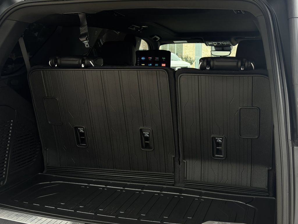 Used 2026 GMC Yukon AT4 Ultimate AWD/4WD image 32