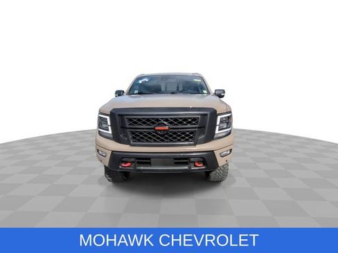Used 2021 Nissan Titan PRO-4X w/ Pro-4x Convenience Package AWD/4WD image 3