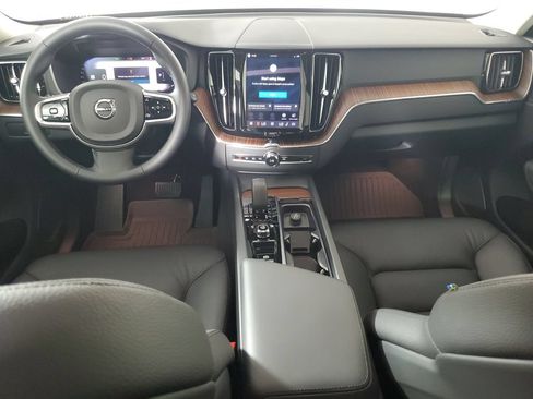 Used 2024 Volvo XC60 B5 Plus w/ Protection Package Premier AWD/4WD image 17