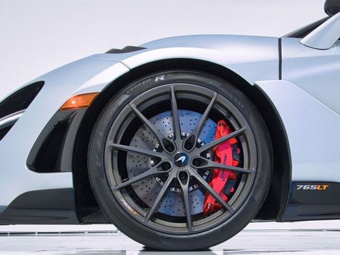 Used 2022 McLaren 765LT RWD image 9