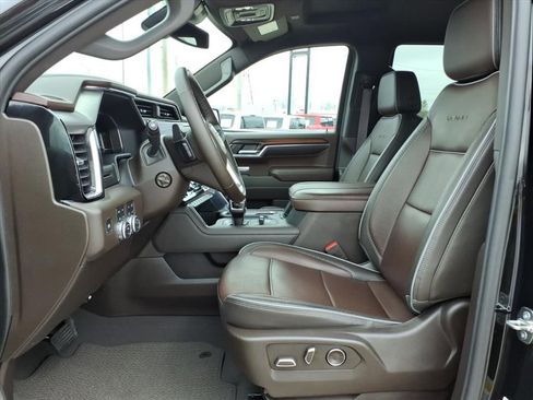 Used 2024 GMC Sierra 1500 Denali image 17