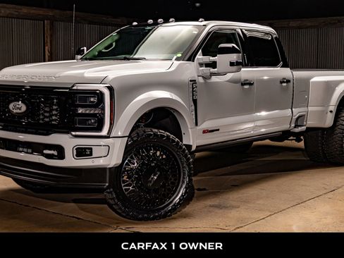 Used 2026 Ford F450 Platinum w/ Platinum Plus Package image 5