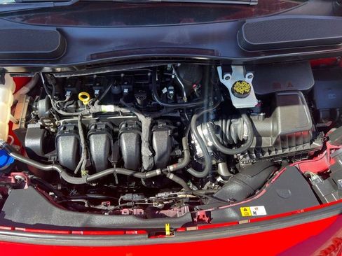 Used 2020 Ford Transit Connect XLT image 21