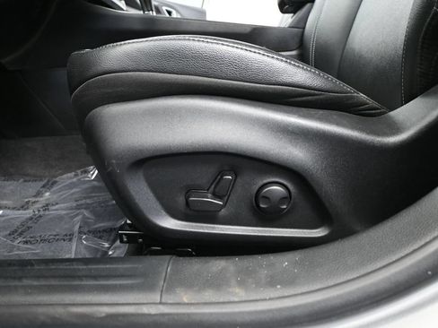 Used 2025 Jeep Compass Limited AWD/4WD image 16