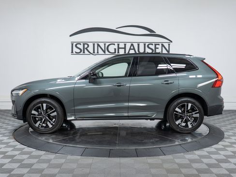 New 2026 Volvo XC60 B5 Plus AWD/4WD image 8