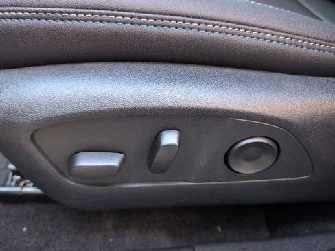 New 2026 Chevrolet Equinox EV LT image 14