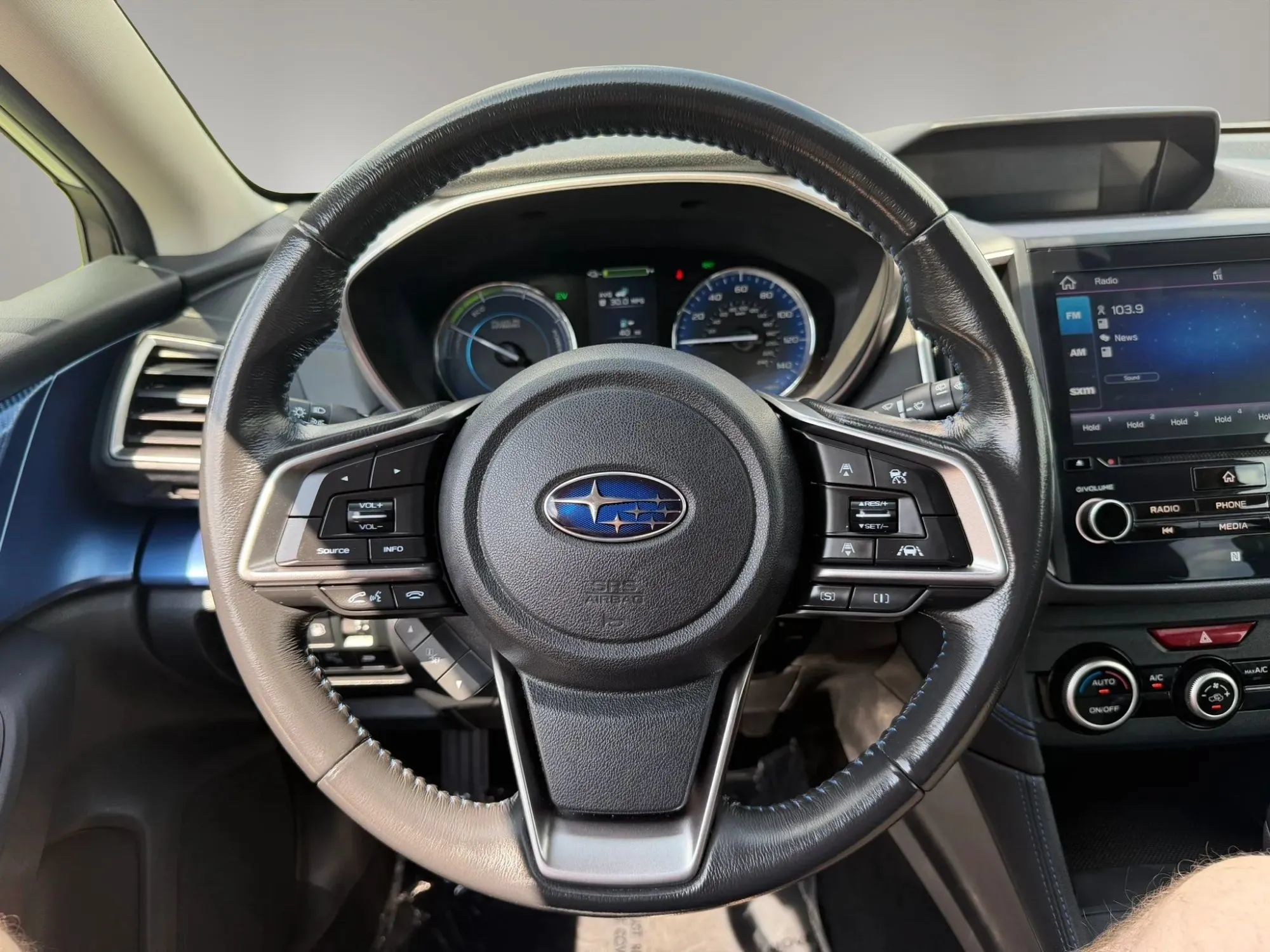 Used 2021 Subaru Crosstrek Hybrid AWD/4WD image 19