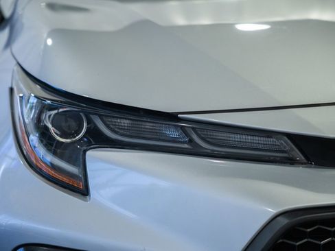 Used 2021 Toyota Corolla XSE FWD image 11