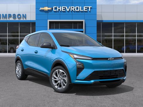 New 2027 Chevrolet Bolt LT FWD image 32