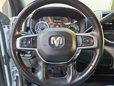 Used 2024 RAM 2500 Big Horn AWD/4WD image 10