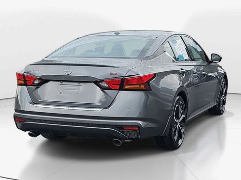Used 2025 Nissan Altima 2.5 SR image 5