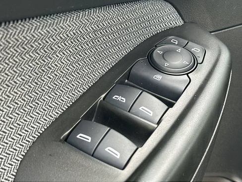 Used 2023 Chevrolet TrailBlazer LT w/ Convenience Package FWD image 21