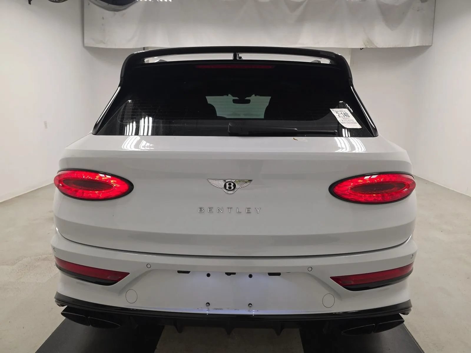 Used 2021 Bentley Bentayga w/ First Edition Specification AWD/4WD image 10