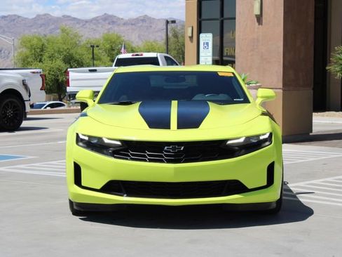 Used 2020 Chevrolet Camaro LT w/ Technology Package image 2
