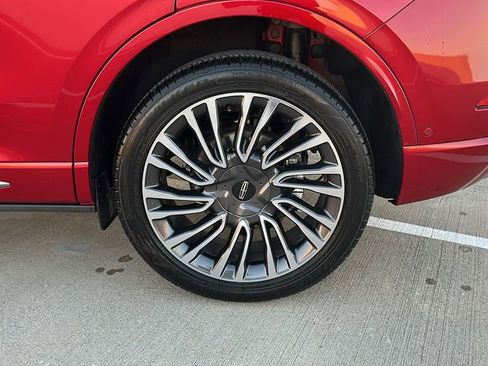 Used 2020 Lincoln Corsair Reserve w/ Equipment Group 201A image 18