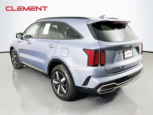 Used 2021 Kia Sorento EX FWD image 9