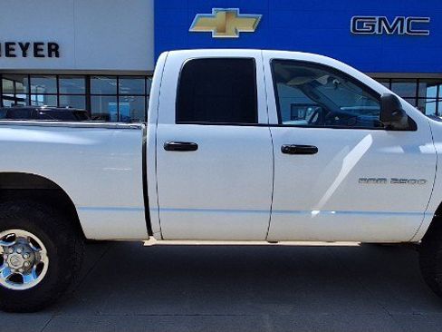 Used 2003 Dodge Ram 2500 Truck ST AWD/4WD image 1