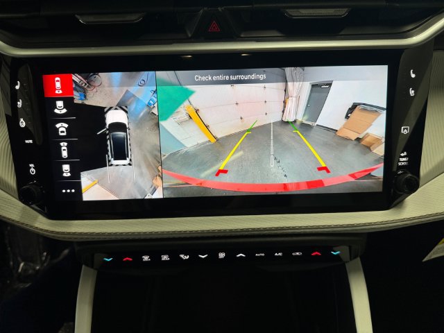 New 2026 Jeep Cherokee Overland w/ Advanced Pro Tech Group AWD/4WD image 18