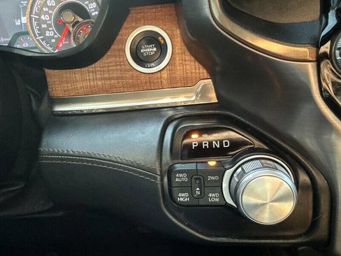 Used 2019 RAM 1500 Limited image 32