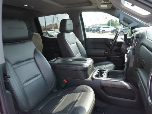 Used 2019 GMC Sierra 1500 Denali w/ Denali Ultimate Package AWD/4WD image 32