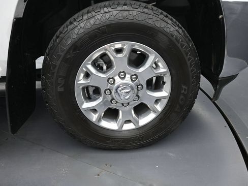 Used 2021 RAM 3500 SLT w/ Quick Order Package 2YG SLT AWD/4WD image 23