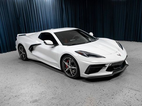 Used 2020 Chevrolet Corvette Stingray Premium Conv w/ 3LT Preferred Equipment Group image 7