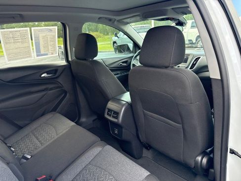 Used 2024 Chevrolet Equinox LT FWD image 14