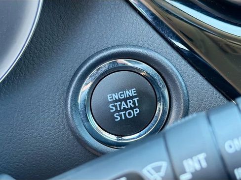 Used 2022 Toyota C-HR Limited image 32