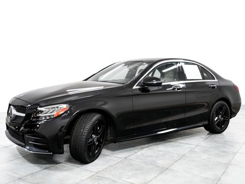 Used 2021 Mercedes-Benz C 300 4MATIC Sedan image 4